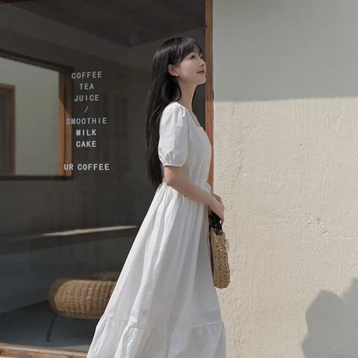 Elegant Long Dress With Short Sleeves