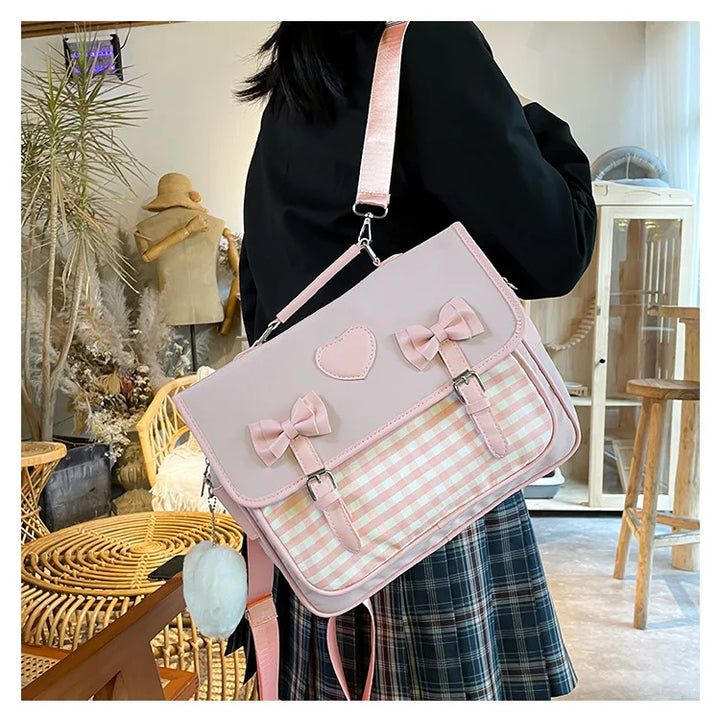 Cute Gingham Bag With Shoulder Strap And Heart Accessoire