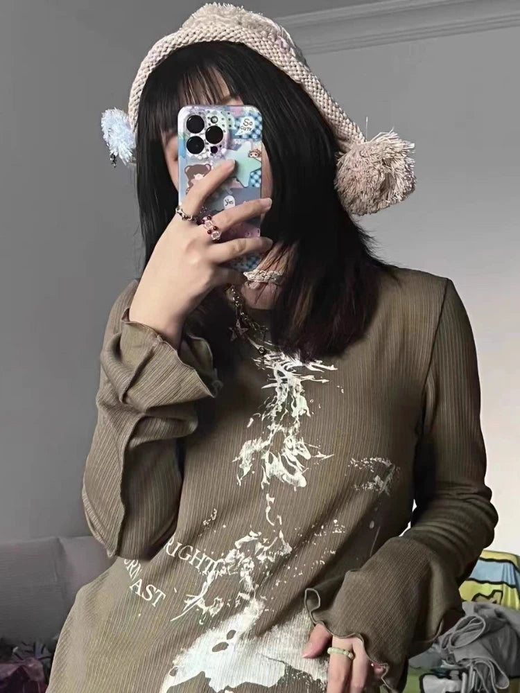 Long Grunge-Style Sweatshirt With Graphic-Print