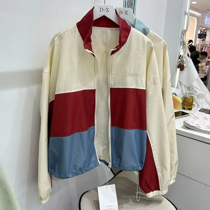 Three-Colored Batwinged Zipped Jacket